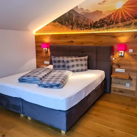 Alpenzeit Gartensuite